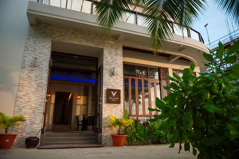 Velana Beach Hotel Maldives Maafushi Ngoại thất bức ảnh